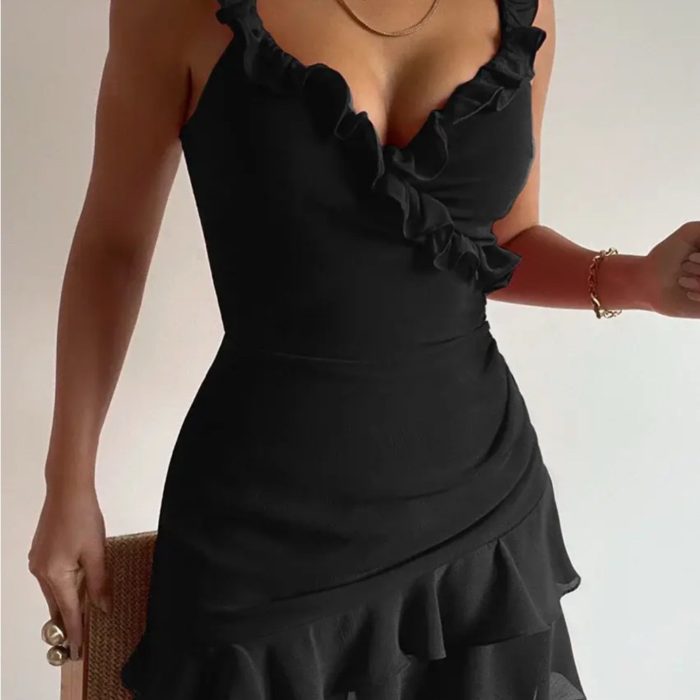 MINCIA MINI DRESS - BLACK